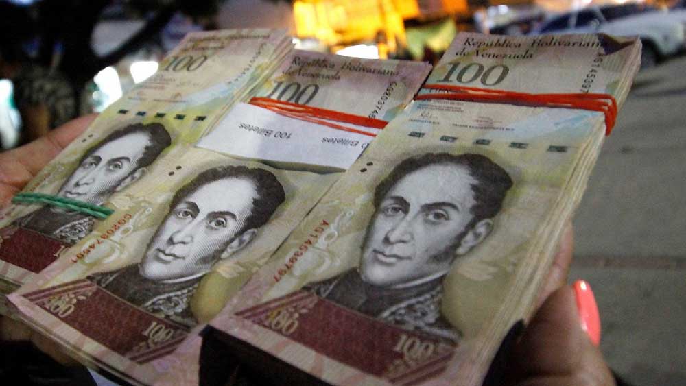 Venezuela tra shock politico ed emergenza economica, un Paese sospeso