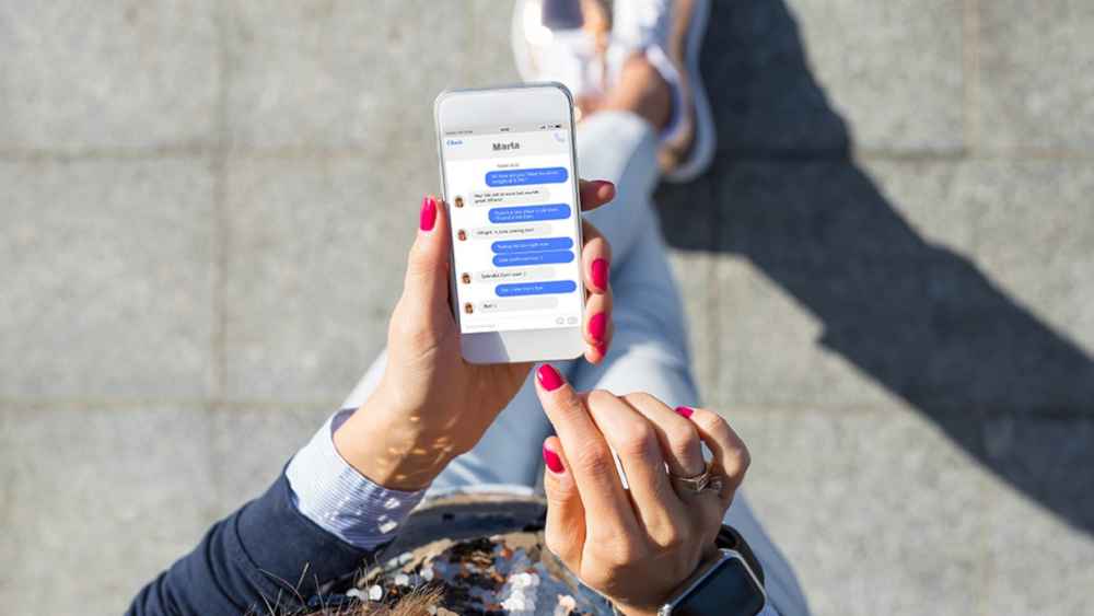 Il ritorno del 2016, perch&eacute; i social guardano indietro mentre il futuro accelera