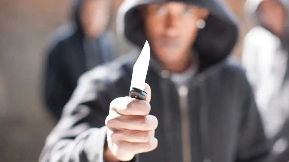 Minori e armi improprie, un segnale che non pu&ograve; essere ignorato