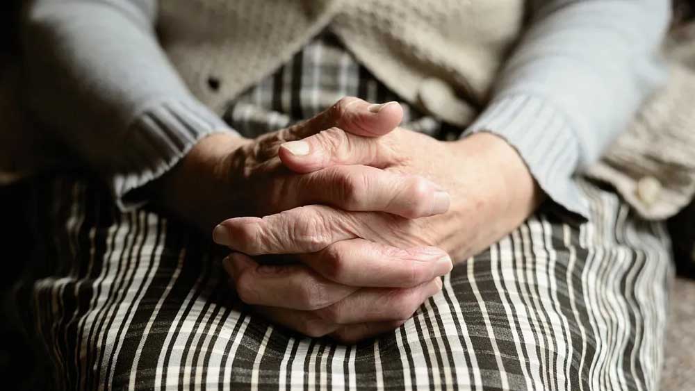 Parkinson, il sangue pu&ograve; svelare la malattia prima dei sintomi
